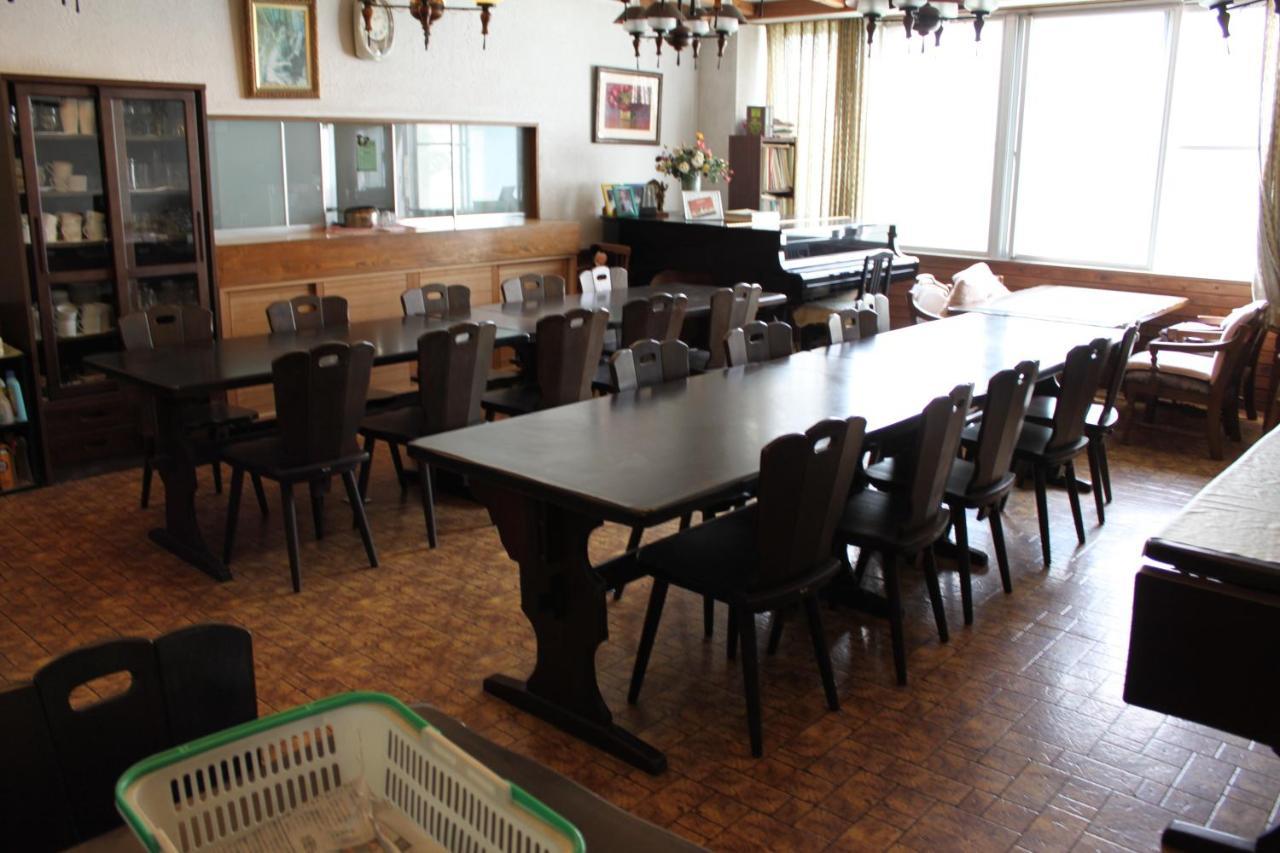 Отель Cafe Cerisier栖里時絵 Мёко Экстерьер фото